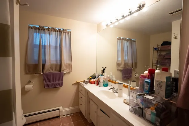 $549,000 | 101 Macrae Road, Colchester, VT 05446