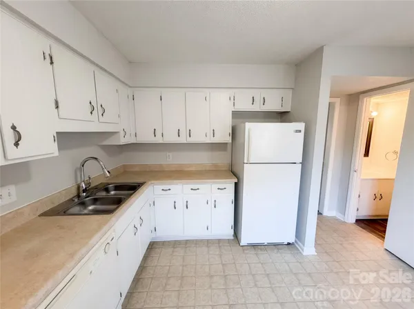 $193,000 | 4726 Old Lantern Way, Charlotte, NC 28212