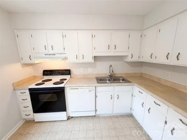 $193,000 | 4726 Old Lantern Way, Charlotte, NC 28212