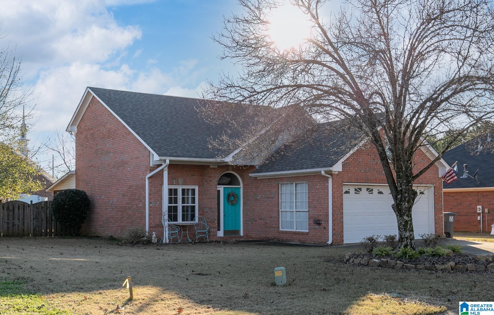 105 Hickory Point Drive Helena, AL 35080 - Photo 2 of 32