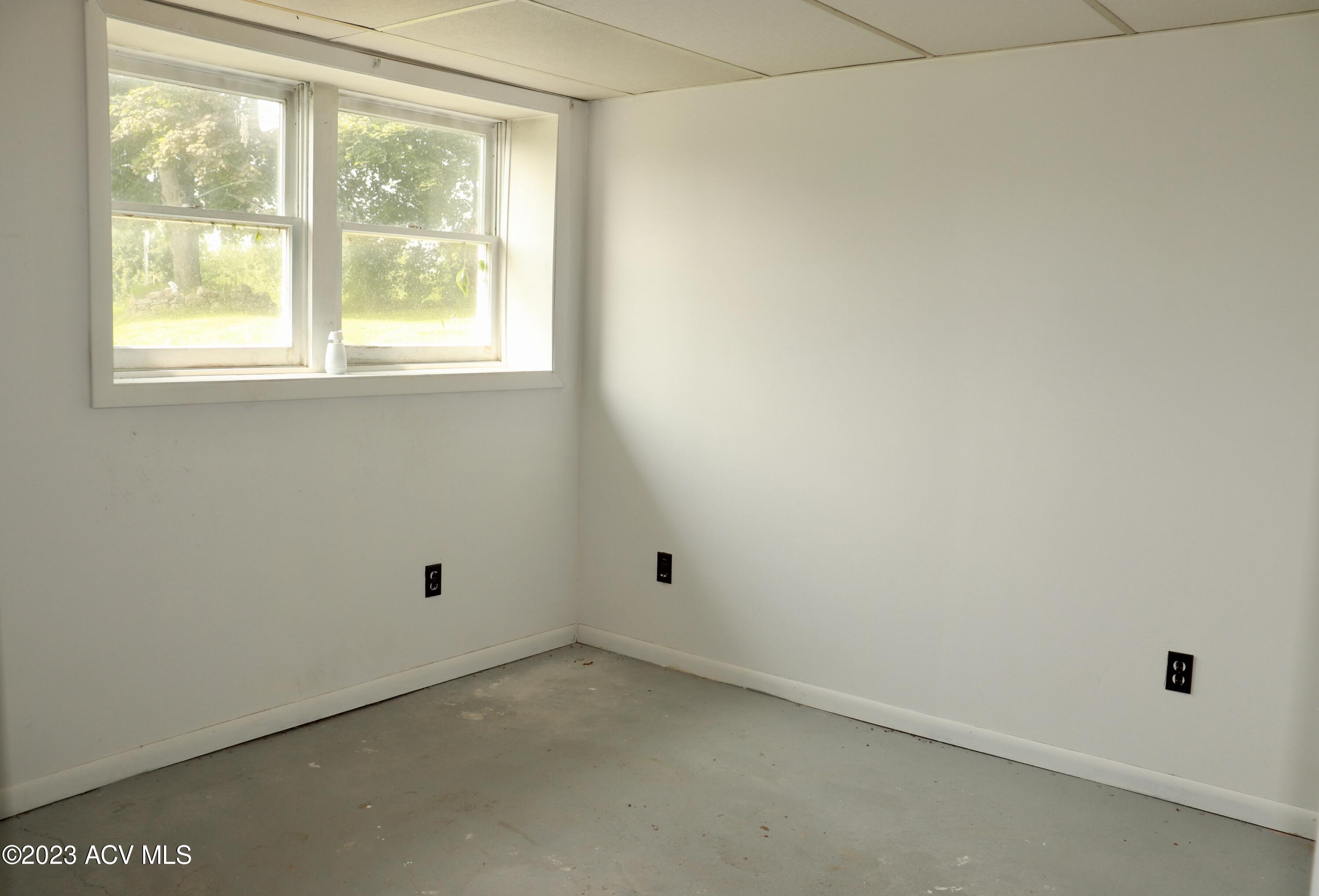 660 River Road Peru, NY 12972 - Photo 14 of 23