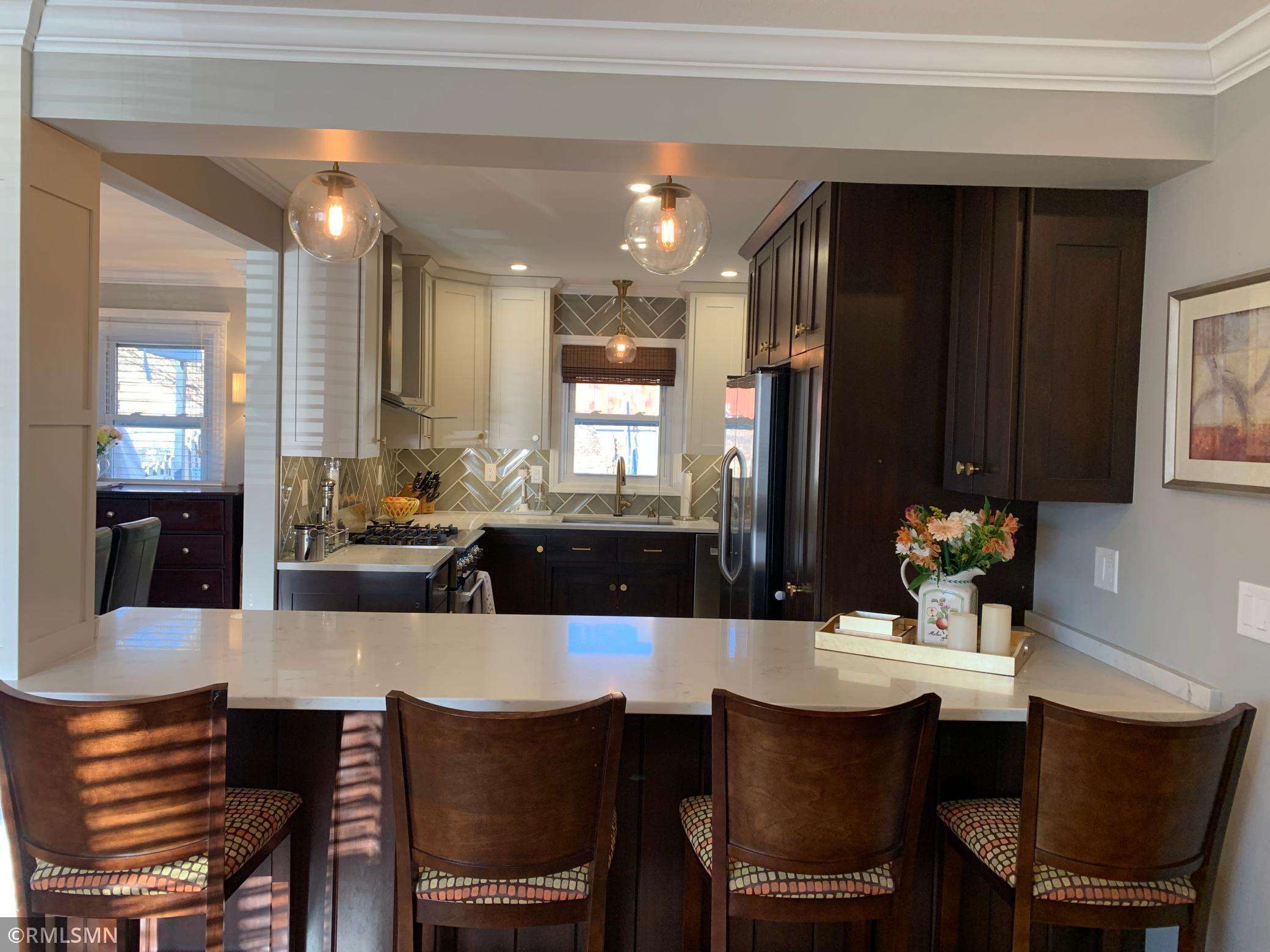 5534 Washburn Avenue South Minneapolis, MN 55410 - Photo 4 of 29