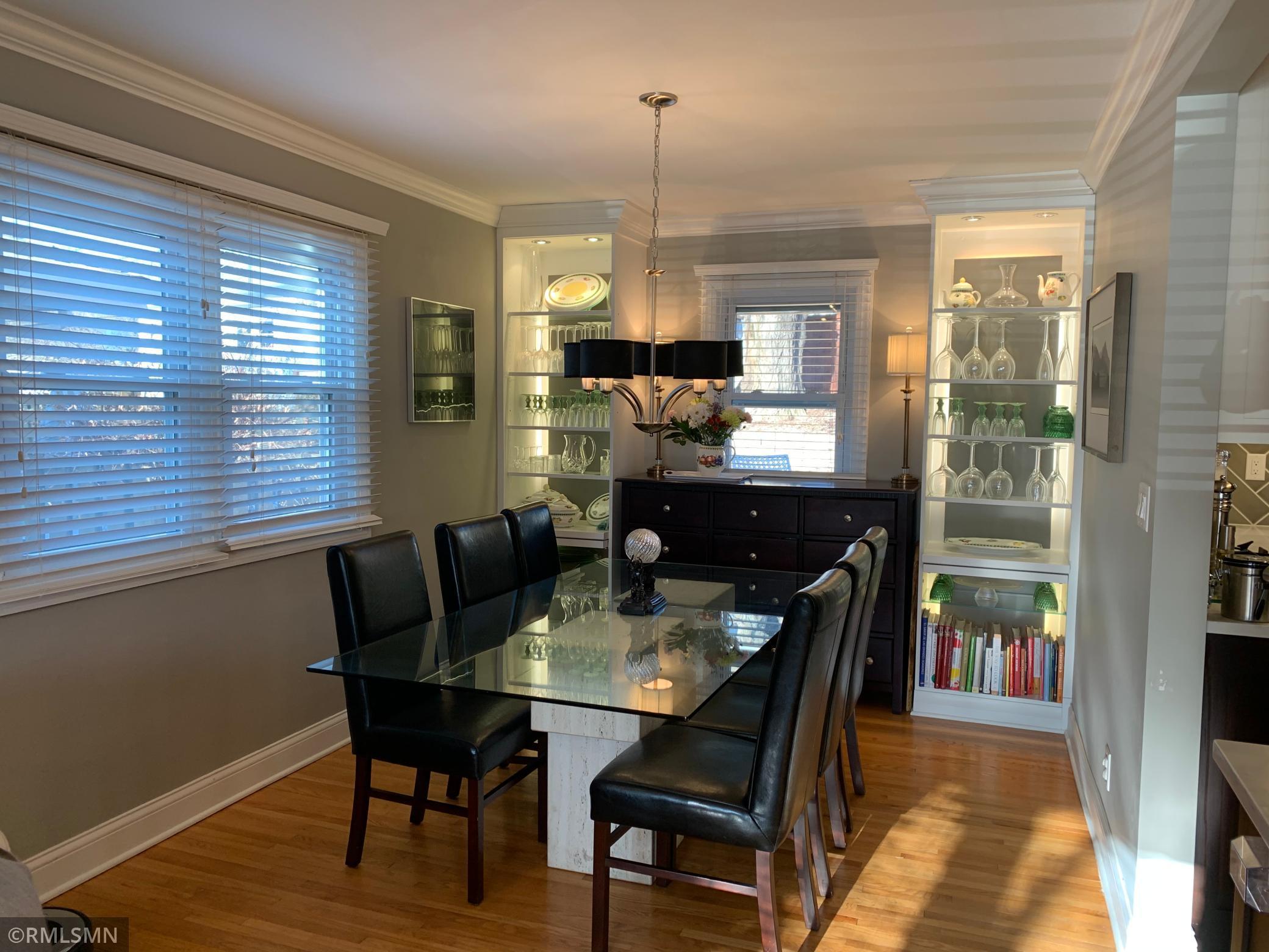 5534 Washburn Avenue South Minneapolis, MN 55410 - Photo 6 of 29