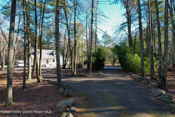 $875,000 | 11 Blue Heron Drive, Kingston, NY 12401