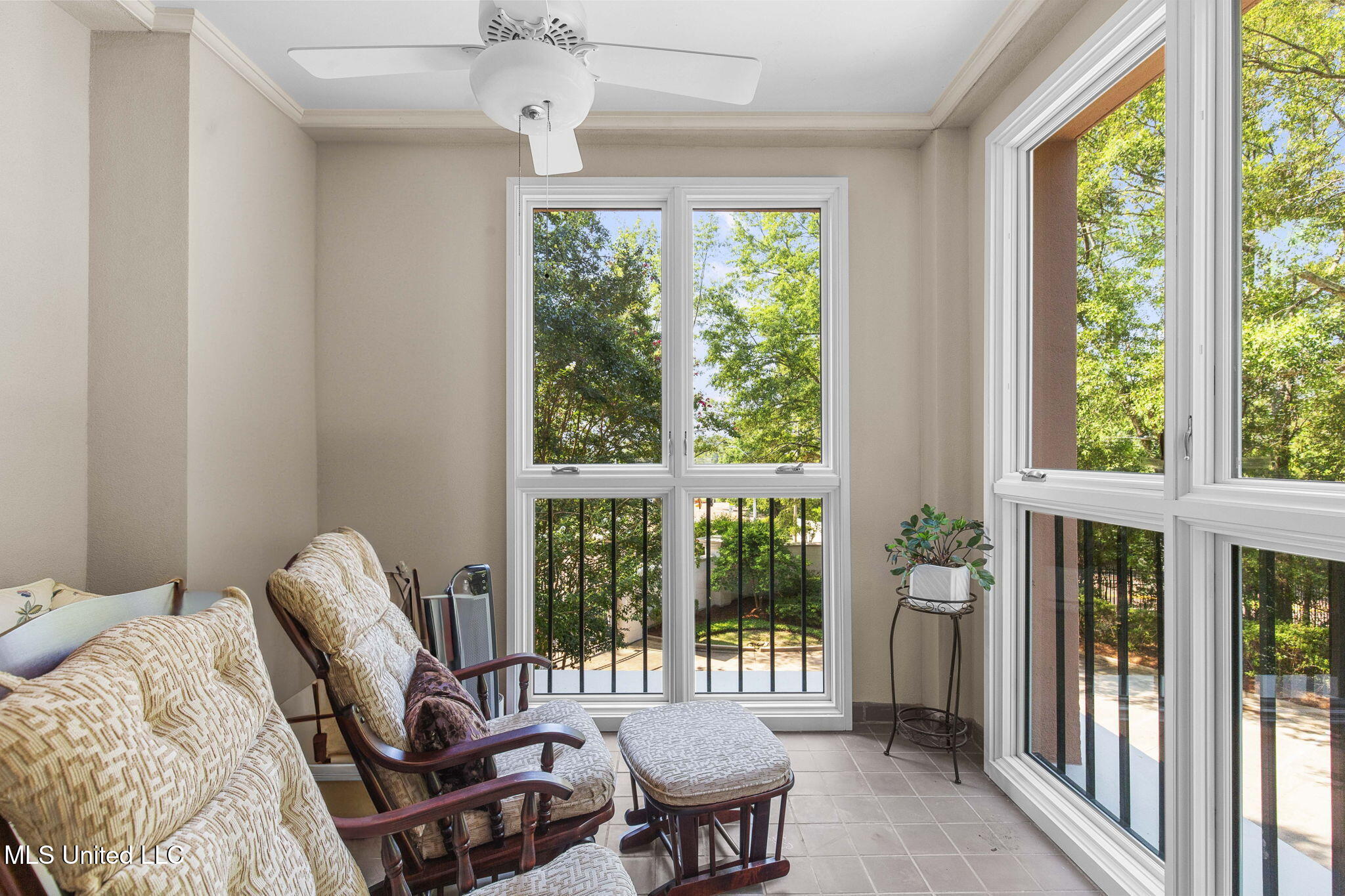 1200 Meadowbrook Road, Unit 11 Jackson, MS 39206 - Photo 20 of 75 57-web-or-mls-Barrington-Unit 11-57