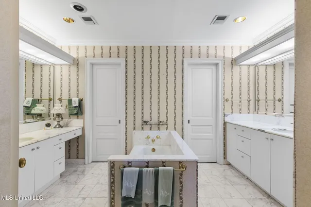 $530,000 | 1200 Meadowbrook Road, Unit 11, Jackson, MS 39206