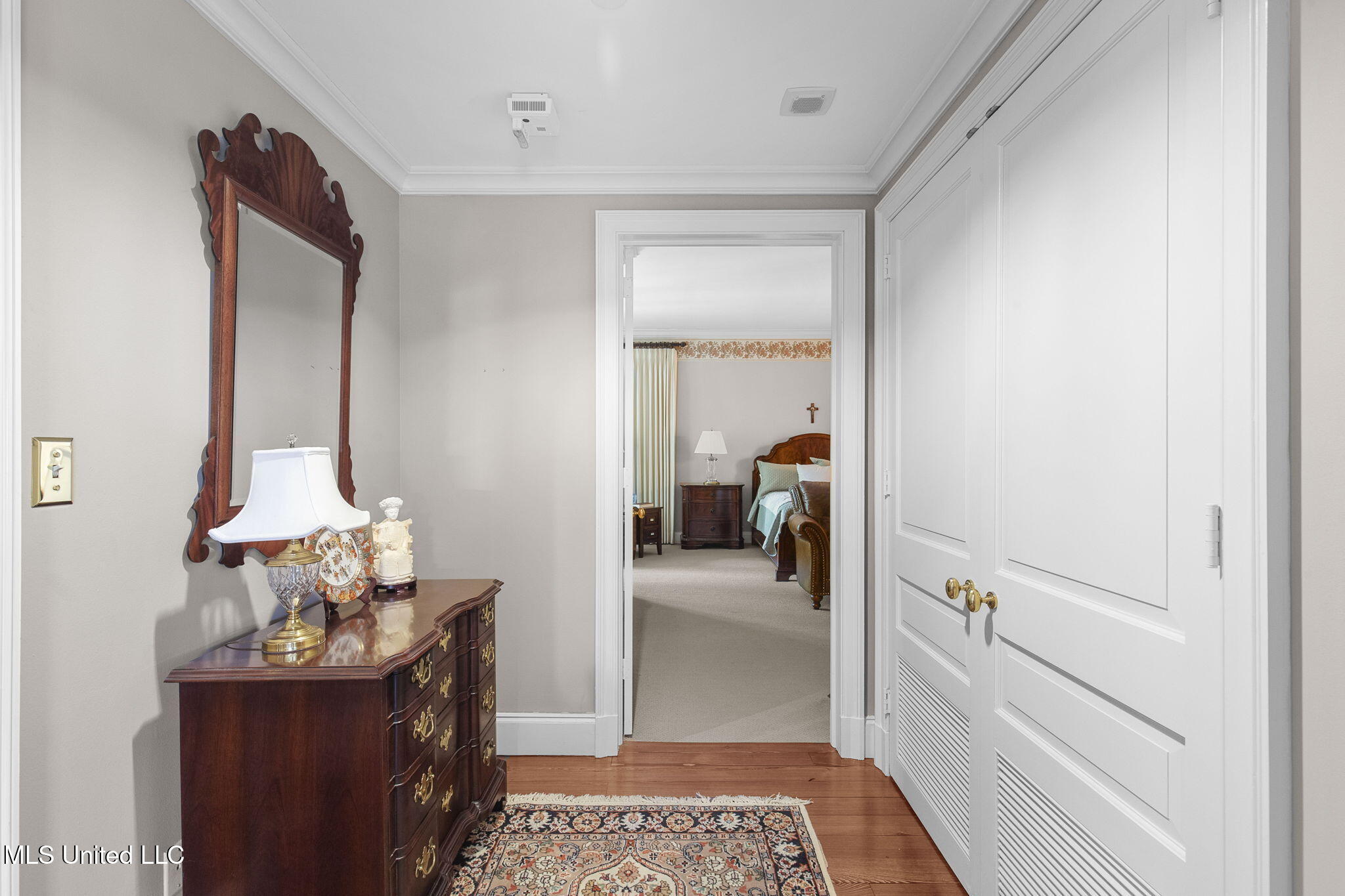 1200 Meadowbrook Road, Unit 11 Jackson, MS 39206 - Photo 30 of 75 48-web-or-mls-Barrington-Unit 11-48