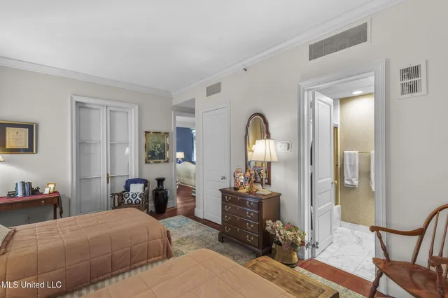 $530,000 | 1200 Meadowbrook Road, Unit 11, Jackson, MS 39206