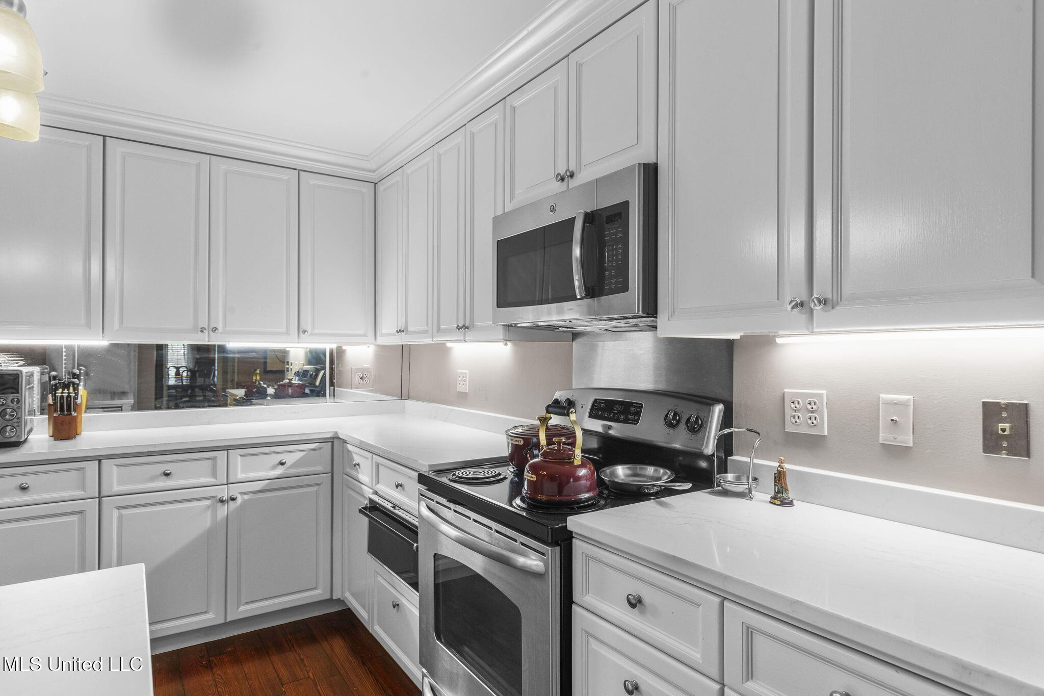 1200 Meadowbrook Road, Unit 11 Jackson, MS 39206 - Photo 49 of 75 28-web-or-mls-Barrington-Unit 11-28