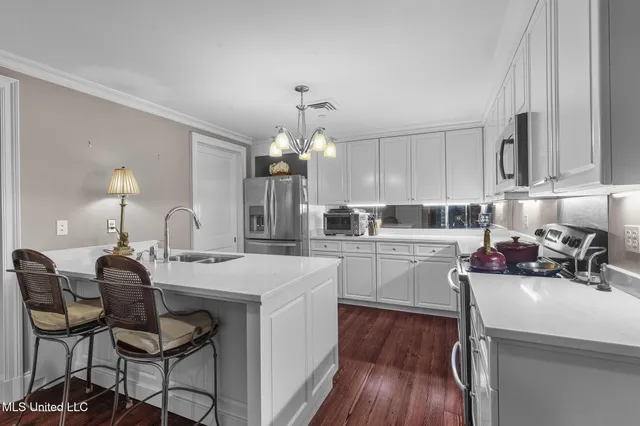 $530,000 | 1200 Meadowbrook Road, Unit 11, Jackson, MS 39206