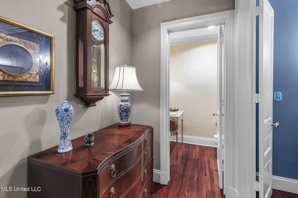 $530,000 | 1200 Meadowbrook Road, Unit 11, Jackson, MS 39206