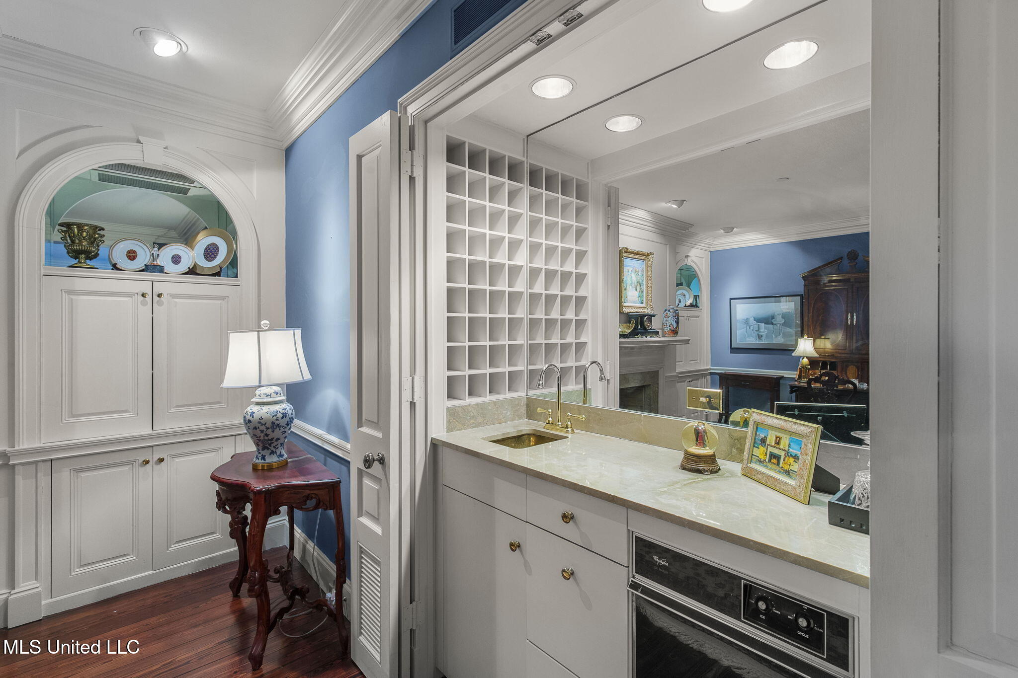 1200 Meadowbrook Road, Unit 11 Jackson, MS 39206 - Photo 56 of 75 21-web-or-mls-Barrington-Unit 11-21