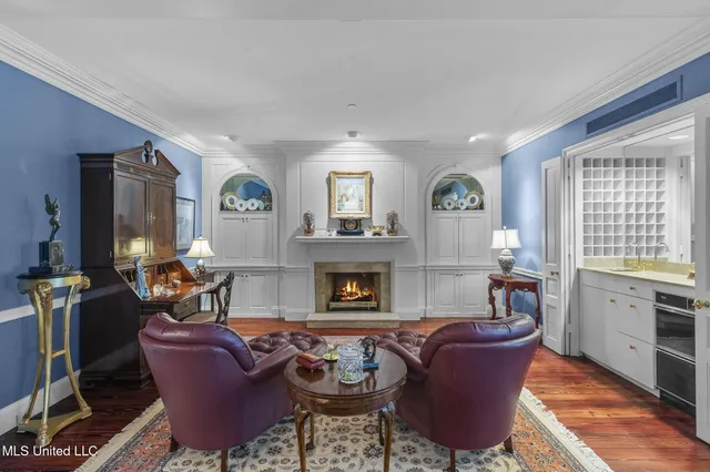 $530,000 | 1200 Meadowbrook Road, Unit 11, Jackson, MS 39206