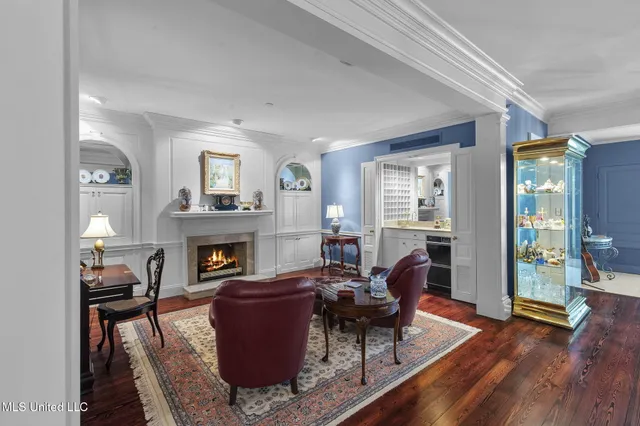 $530,000 | 1200 Meadowbrook Road, Unit 11, Jackson, MS 39206