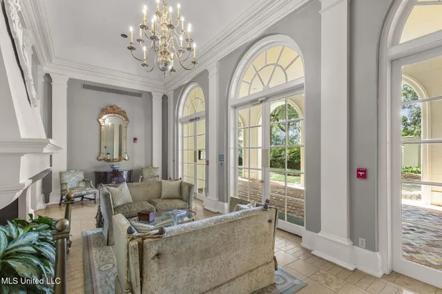 $530,000 | 1200 Meadowbrook Road, Unit 11, Jackson, MS 39206