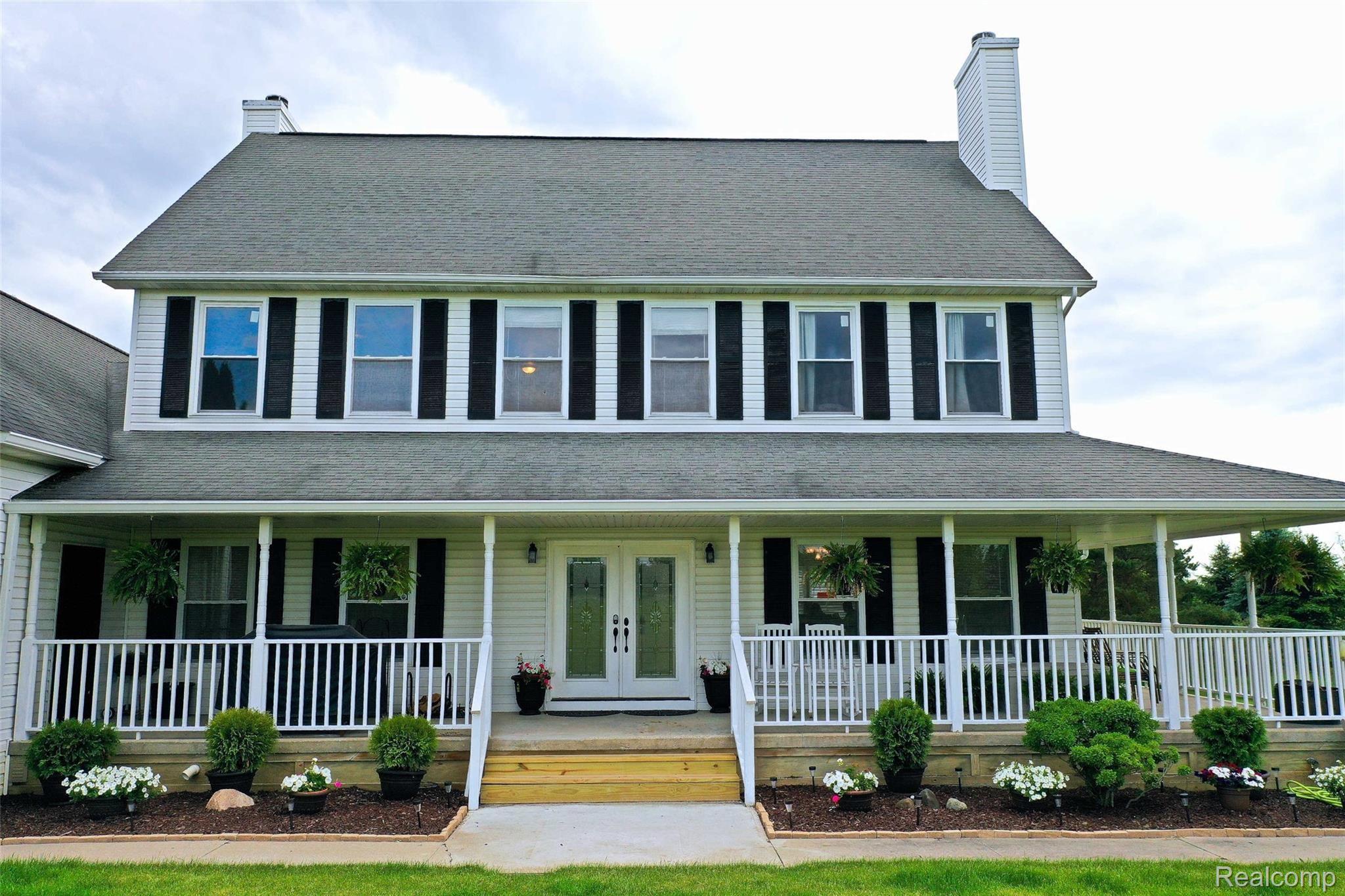 2369 North Baxter Road Davison, MI 48423 - Photo 1 of 35 2369-N-Baxter-Rd-72 Outside.jpg