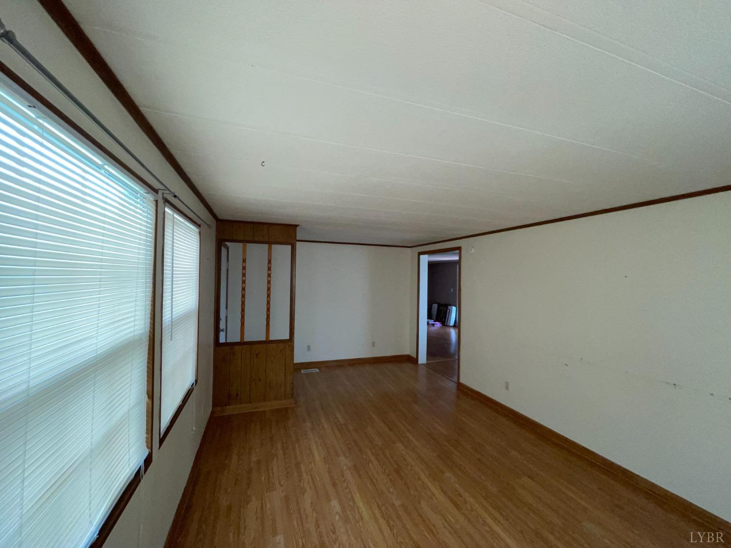 9189 Forest Road Goode, VA 24556 - Photo 10 of 40