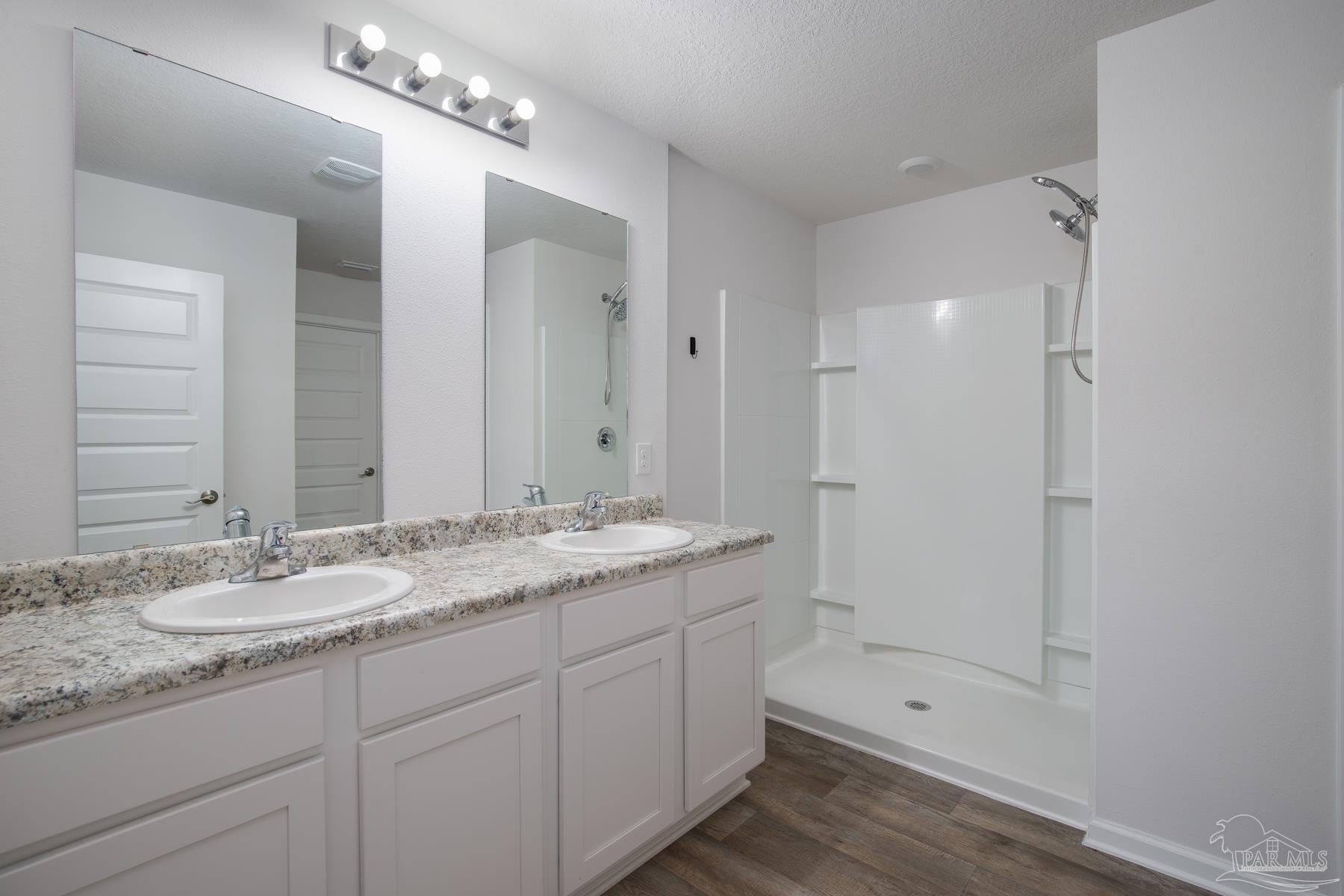 5540 Lancelot Trail Milton, FL 32583 - Photo 5 of 15