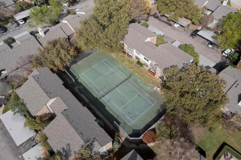 5335 Bent Tree Forest Drive, Unit 237 Dallas, TX 75248 - Photo 25 of 33 an aerial view of a house