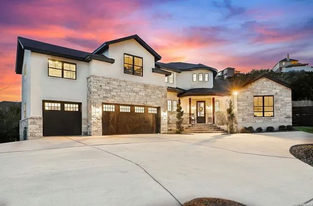 $1,075,000 | 8304 Monument Oak, Boerne, TX 78015