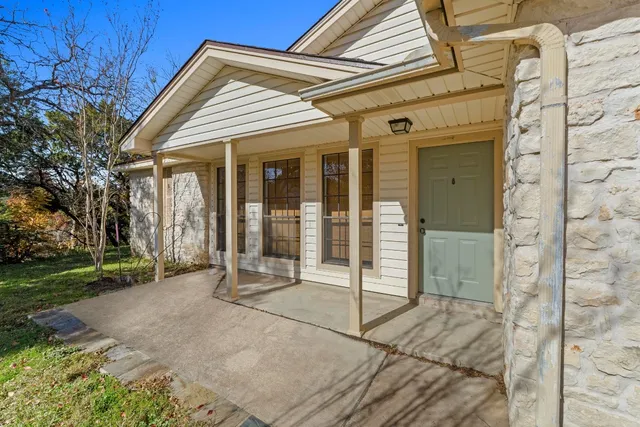 $2,200 | 1003 Byers Lane, Austin, TX 78753