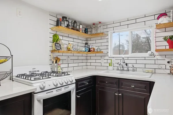 $199,000 | 17 East 13th Avenue, Kennewick, WA 99337