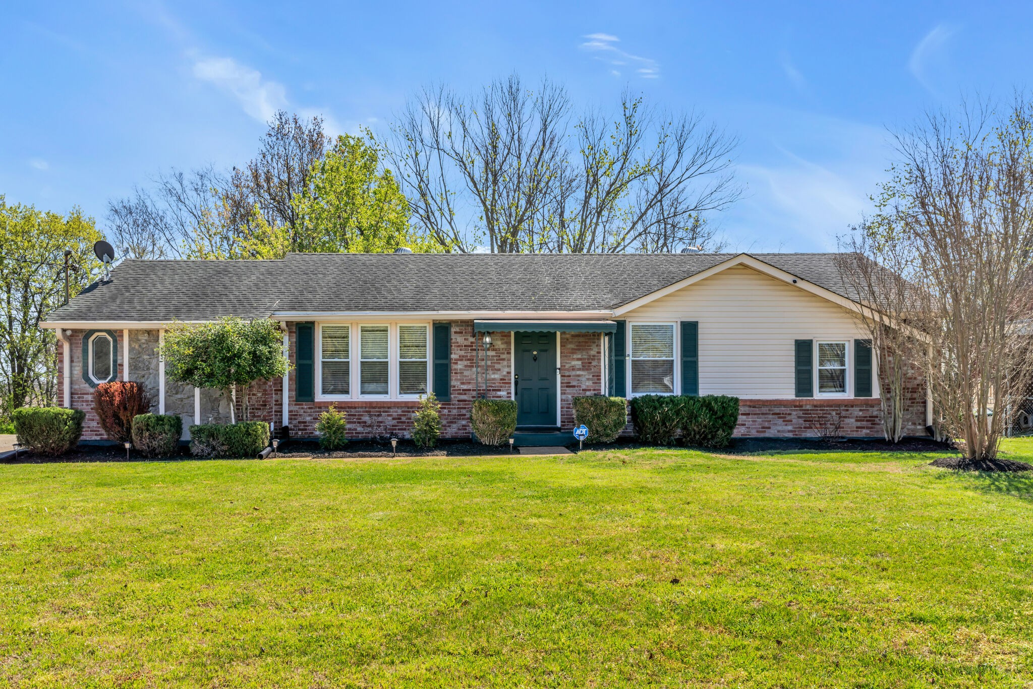 410 Gates Road Goodlettsville, TN 37072 - Photo 2 of 31 a view of a house with a yard and large tree
