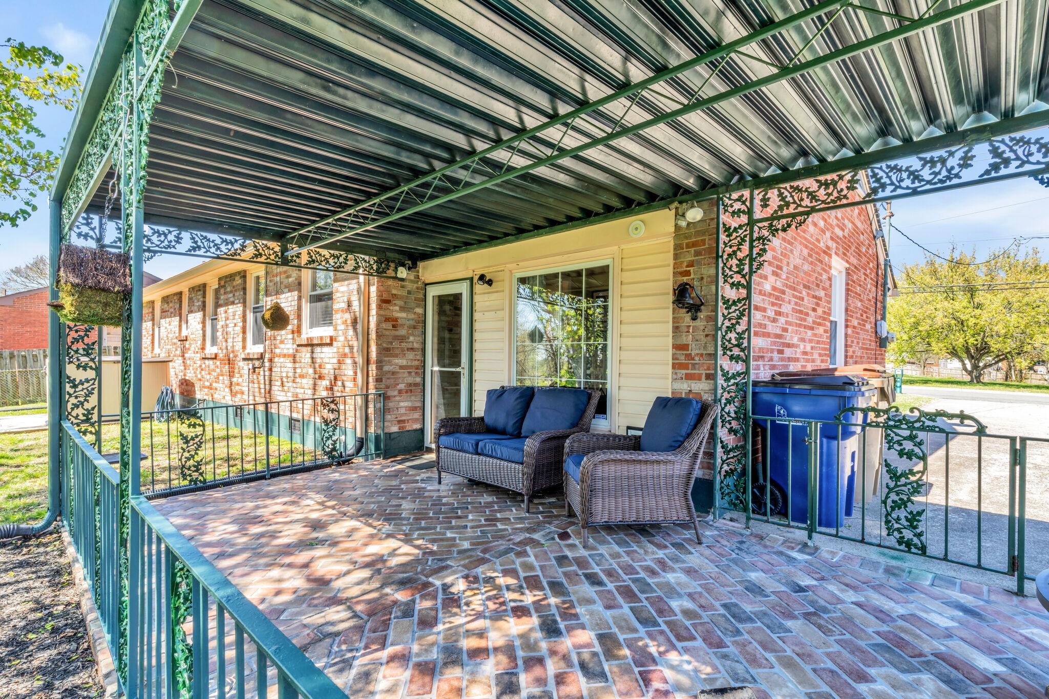 410 Gates Road Goodlettsville, TN 37072 - Photo 28 of 31 a outdoor space with furniture