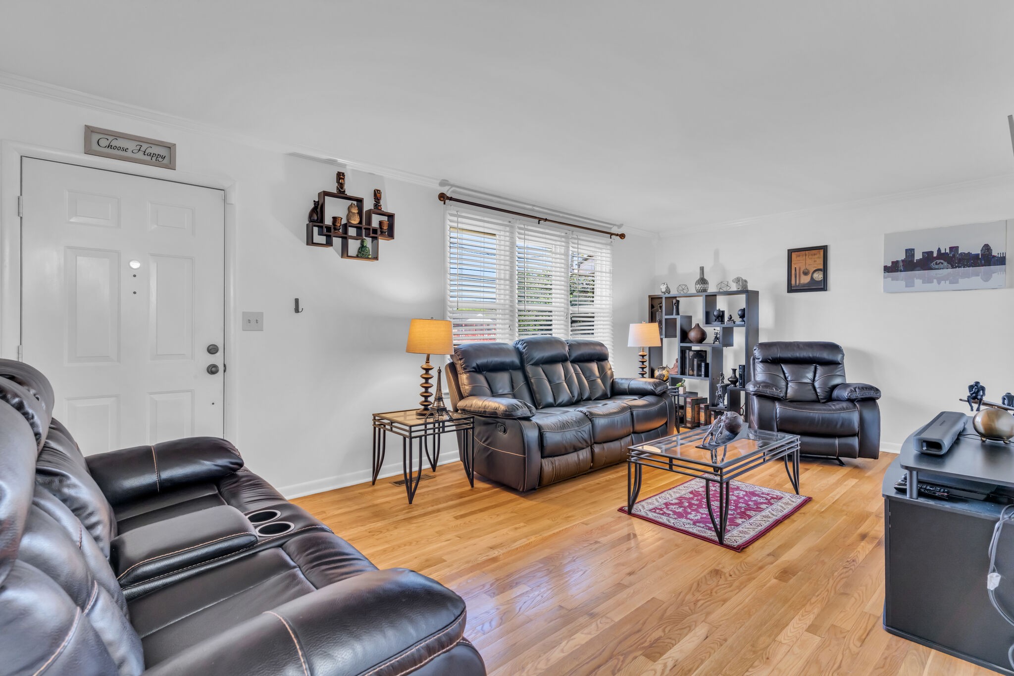 410 Gates Road Goodlettsville, TN 37072 - Photo 5 of 31 a living room with furniture a rug and a window