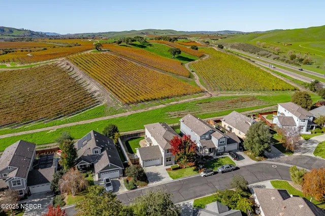 $959,000 | 9 Chamiso Drive, Los Alamos, CA 93440