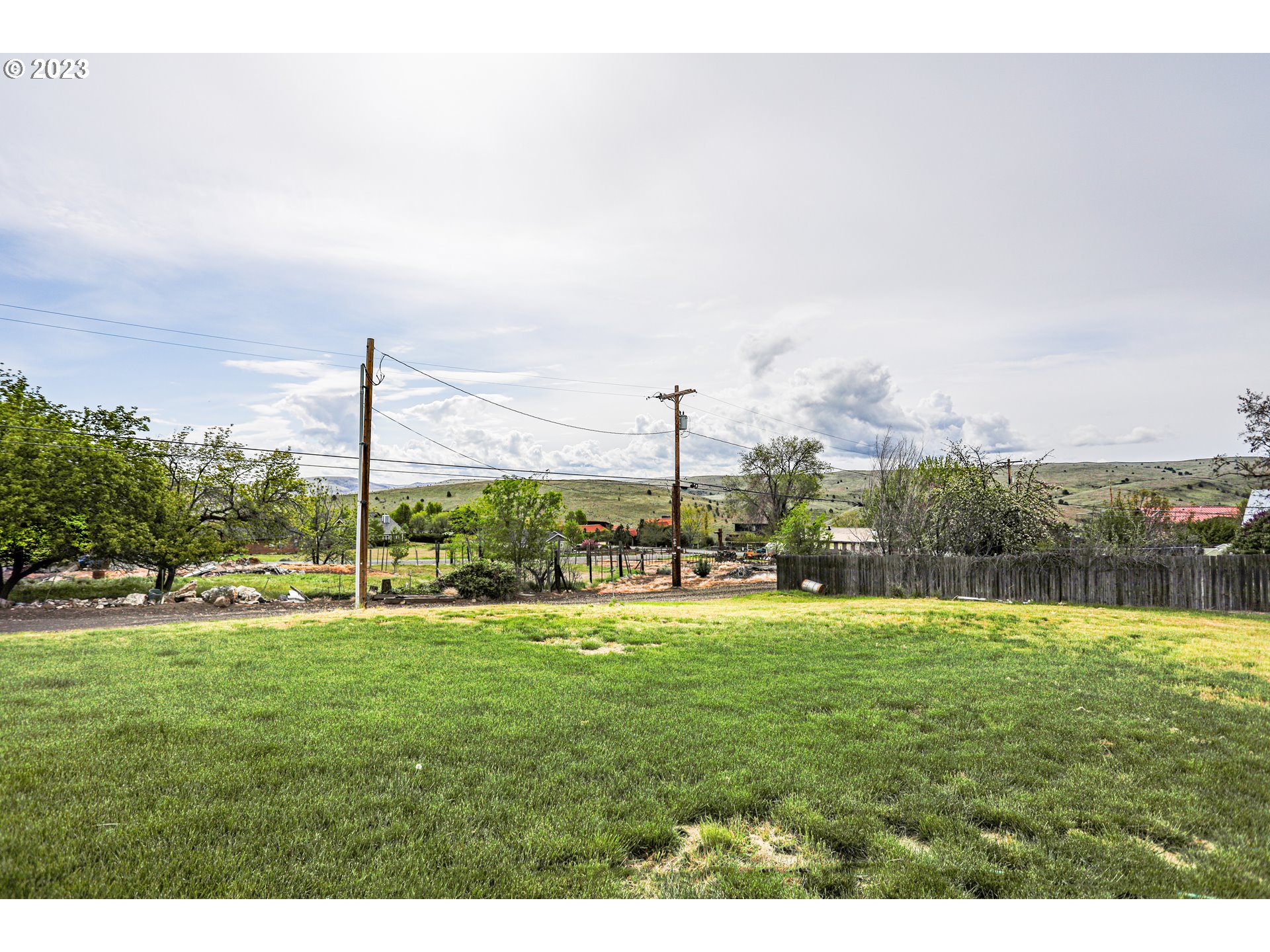 308 Blue Rock Road Maupin, OR 97037 - Photo 36 of 37 Gallery Image 36
