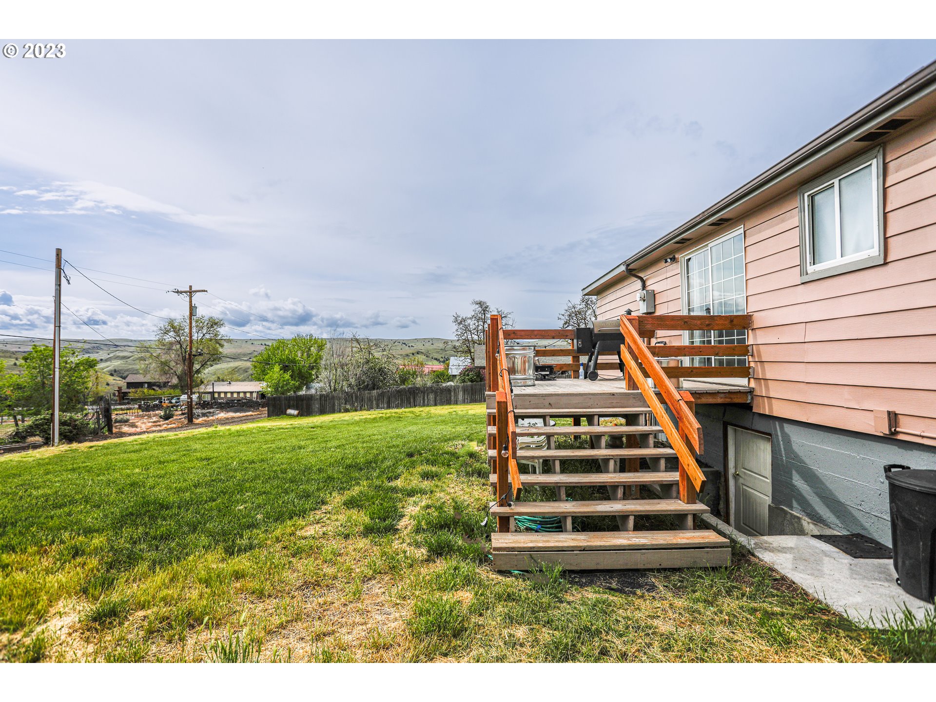 308 Blue Rock Road Maupin, OR 97037 - Photo 8 of 37 Gallery Image 8