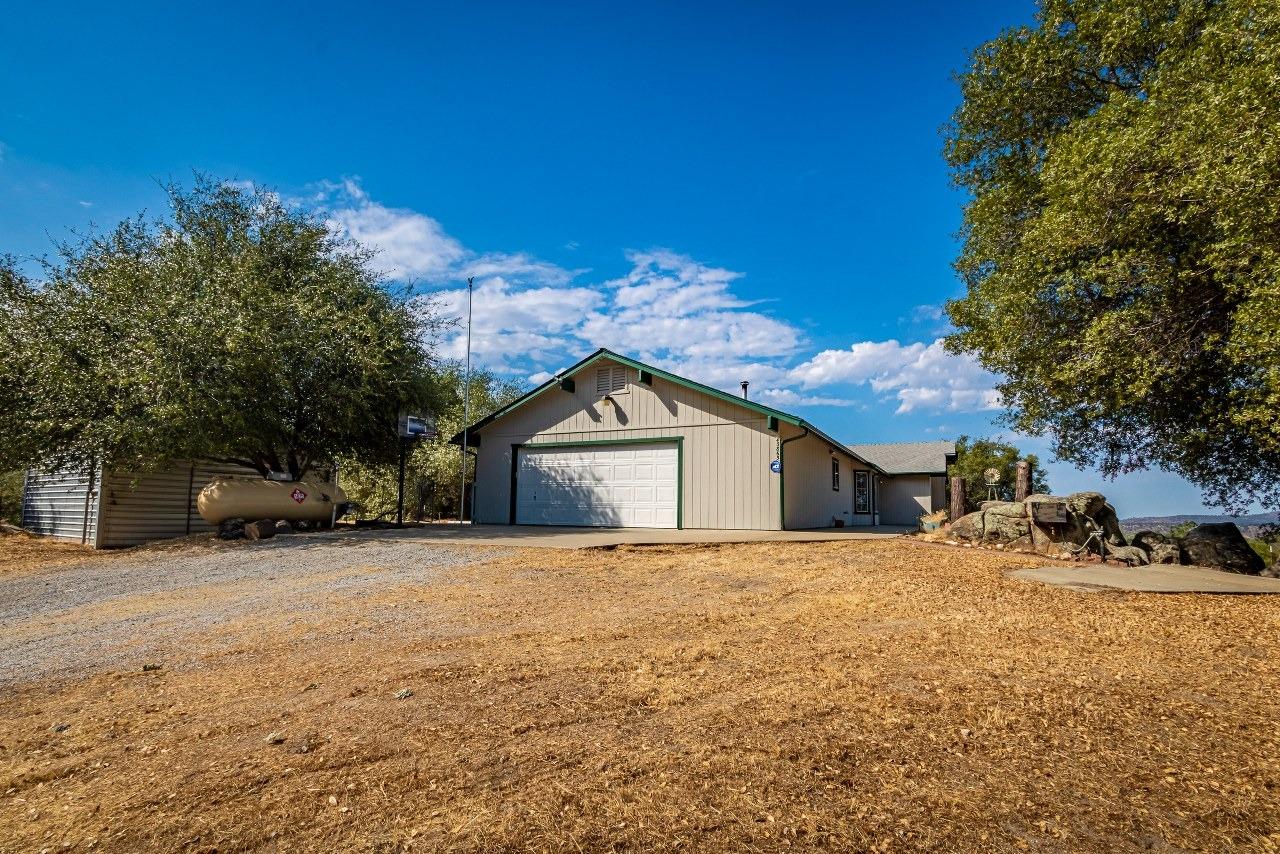 43865 Trabuco Road Coarsegold, CA 93614 - Photo 3 of 53 Gallery Image 3