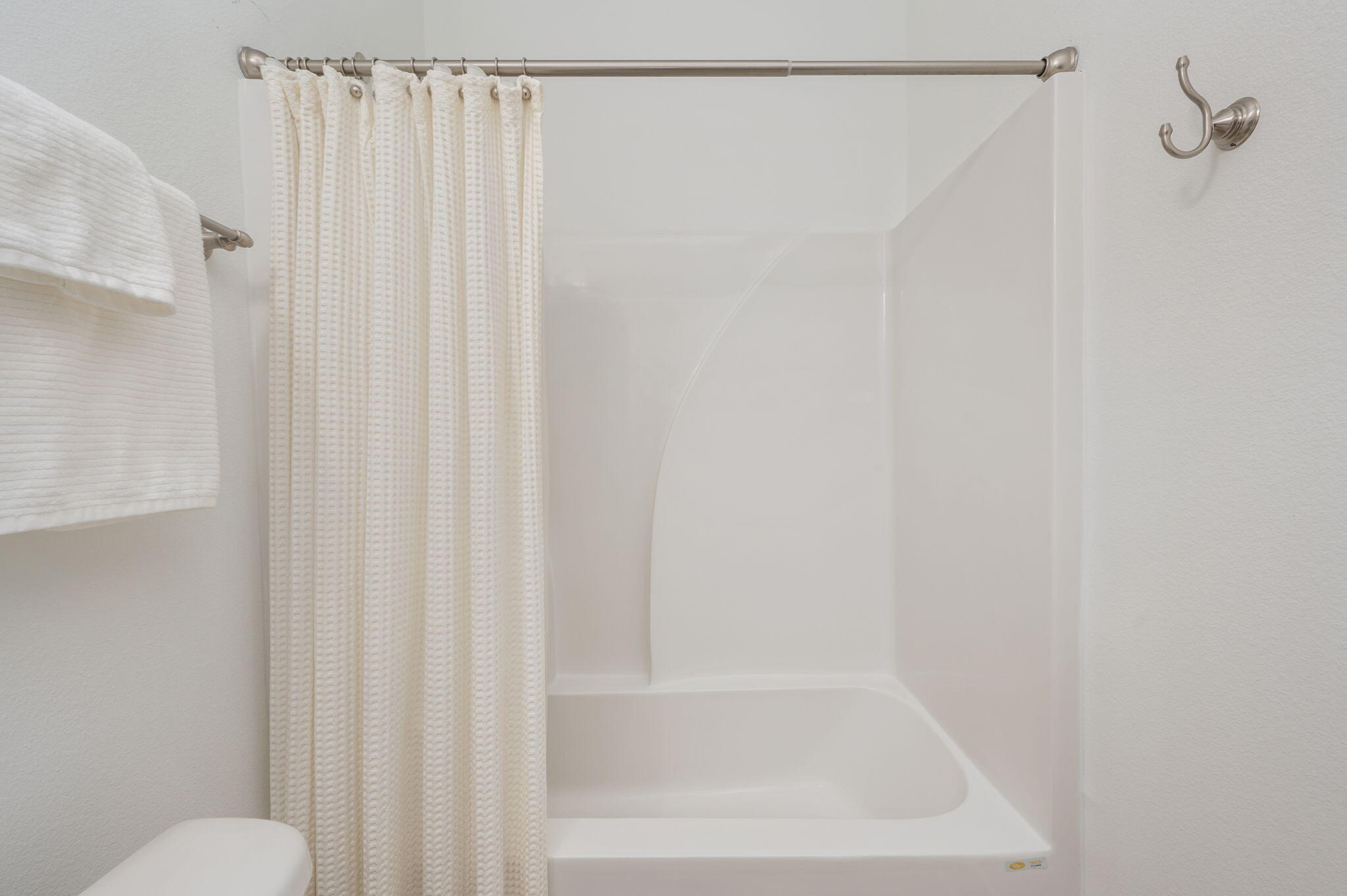 667 Red Fern Road Crestview, FL 32536 - Photo 23 of 43 a close up of a shower curtain