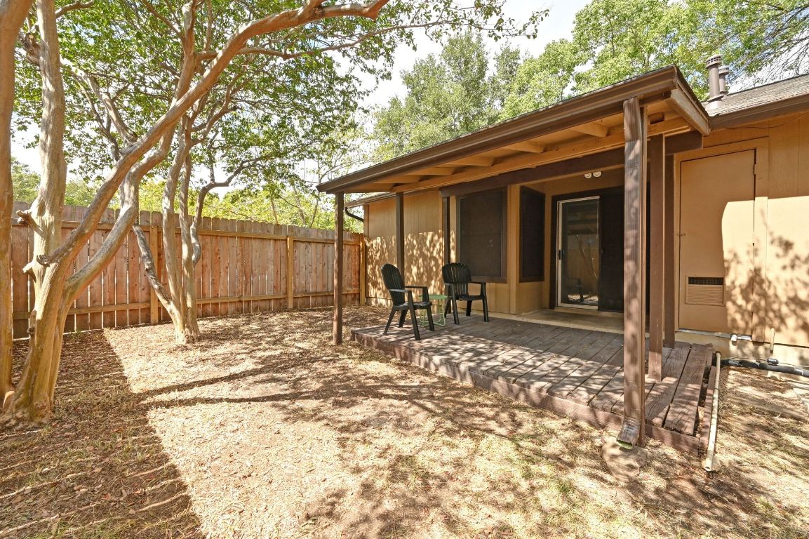 9711 Curlew Drive Austin, TX 78748 - Photo 21 of 21 a view of a dinning table and chairs in the patio