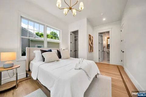 $2,650,000 | 4 Garden Court, Ho-Ho-Kus, NJ 07423