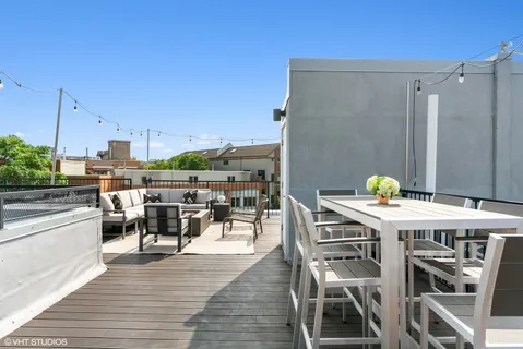 $925,000 | 1749 North Winnebago Avenue, Chicago, IL 60647
