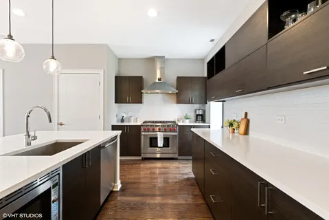 $925,000 | 1749 North Winnebago Avenue, Chicago, IL 60647