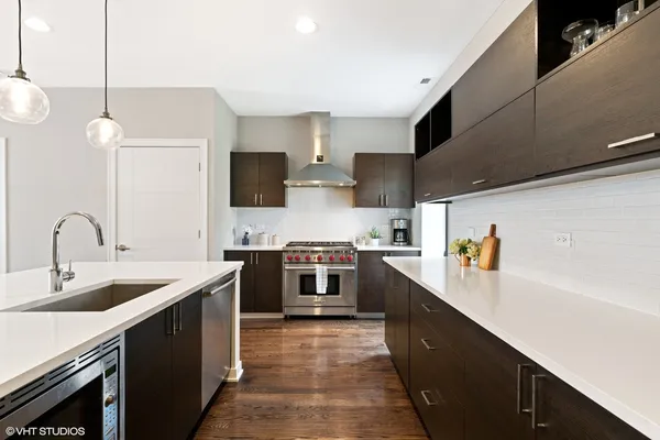 $925,000 | 1749 North Winnebago Avenue, Chicago, IL 60647