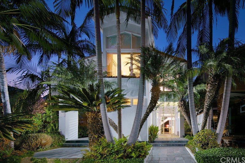 215 Goldenrod Avenue, Corona del Mar, CA 92625 Compass