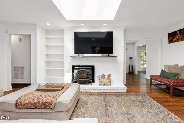 $820,000 | 802 Churchill Drive, Chapel Hill, NC 27517