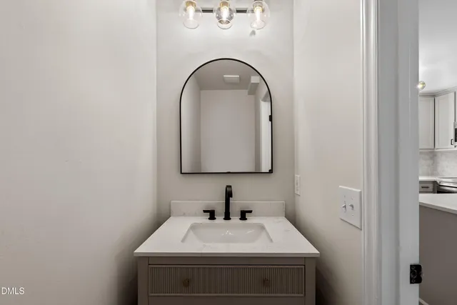 $1,350 | 389 East Williams Street, Angier, NC 27501