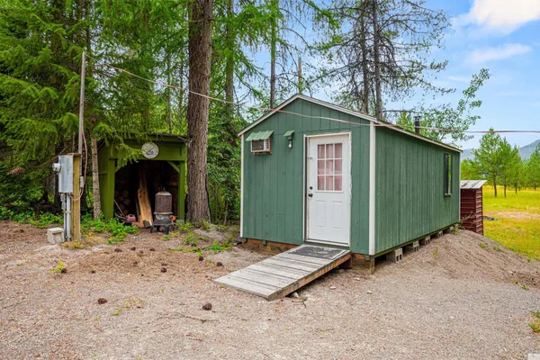 $125,000 | 94 Needles Drive, Cusick, WA 99119