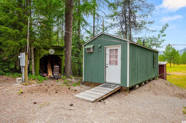 $125,000 | 94 Needles Drive, Cusick, WA 99119