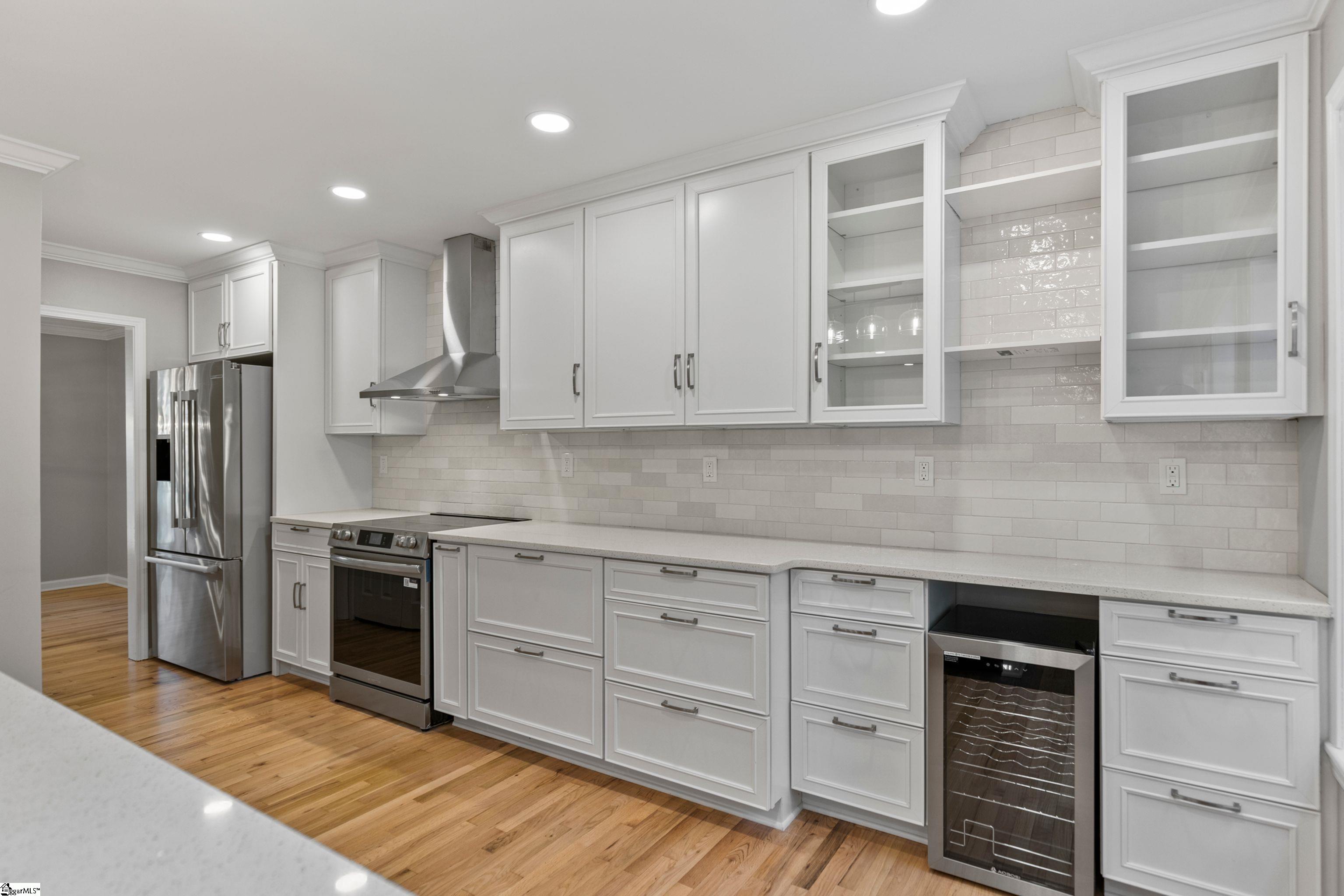 413 West Faris Road Greenville, SC 29605 - Photo 13 of 32