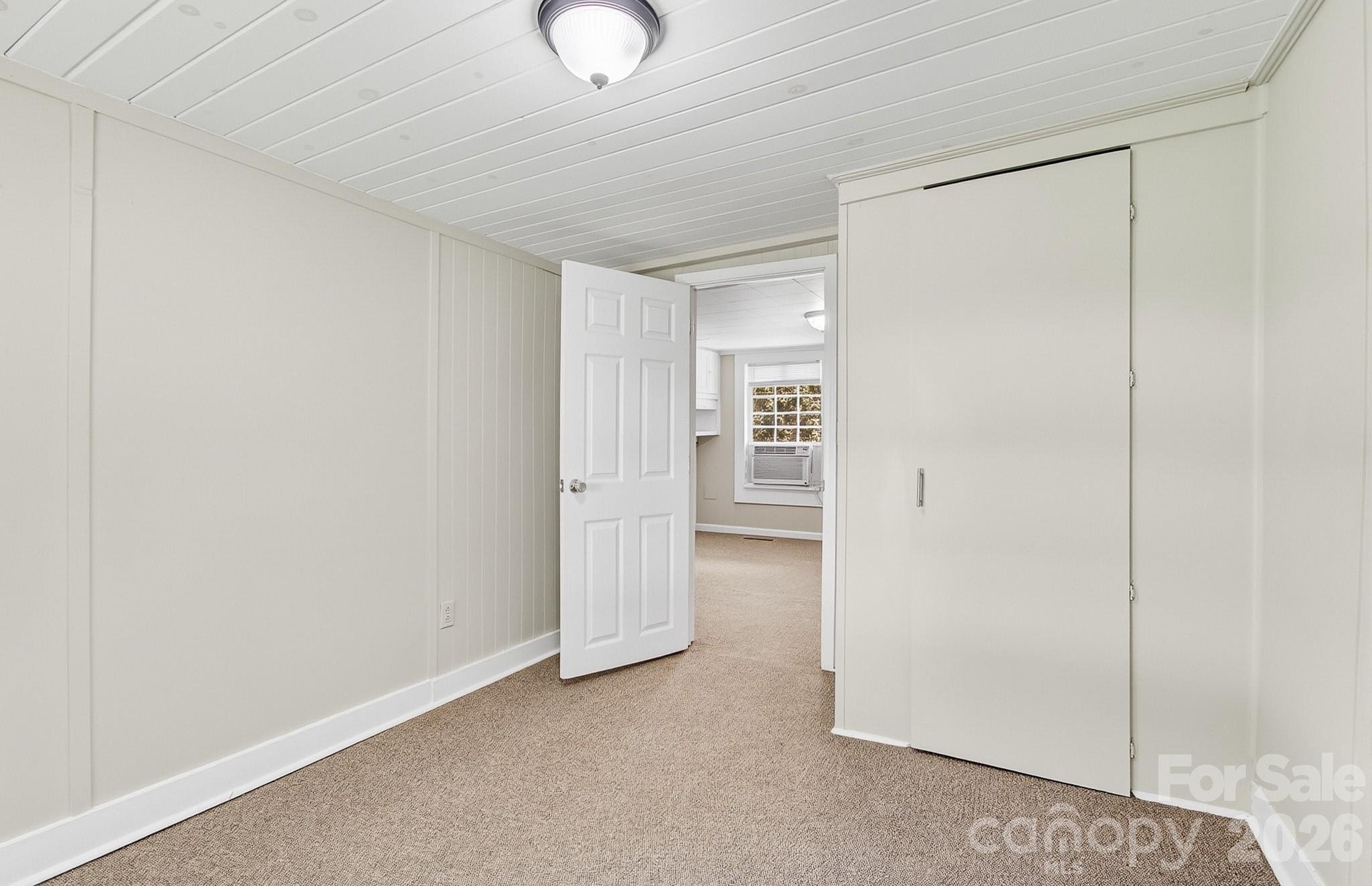 438 Loop Road Hendersonville, NC 28792 - Photo 22 of 40