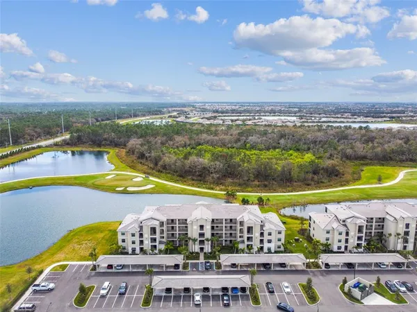 $2,400 | 18114 Gawthrop Drive, Unit 106, Bradenton, FL 34211