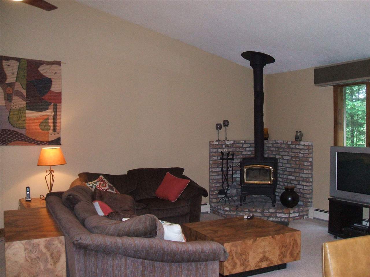 253 Old Quechee Road, Unit MR6C Hartford, VT 05059 - Photo 3 of 24 Gallery Image 3