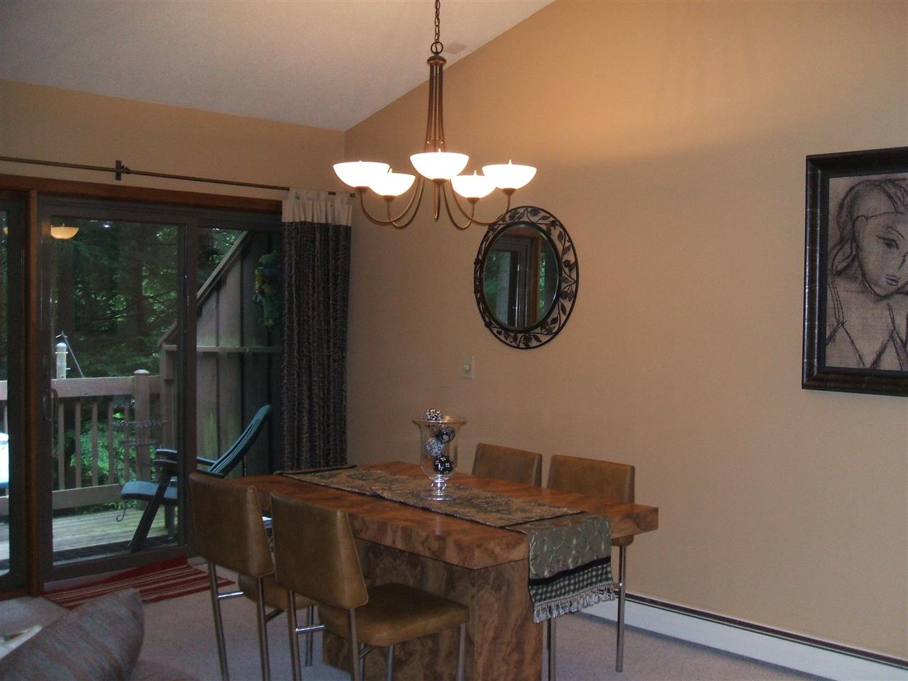 253 Old Quechee Road, Unit MR6C Hartford, VT 05059 - Photo 4 of 24 Gallery Image 4