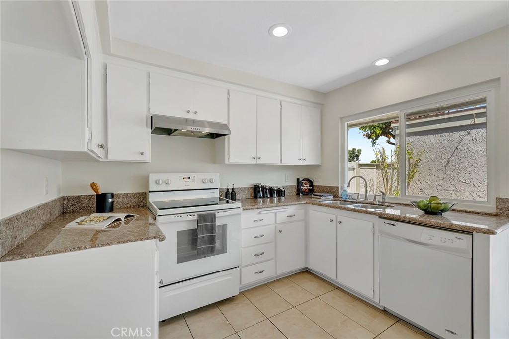 5371 Victoria Place Westminster, CA 92683 - Photo 16 of 48
